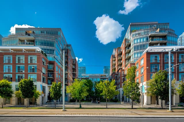Condo Apartment at 500 Queens Quay 318W, Toronto, ON M5V 3K8, Toronto C01
