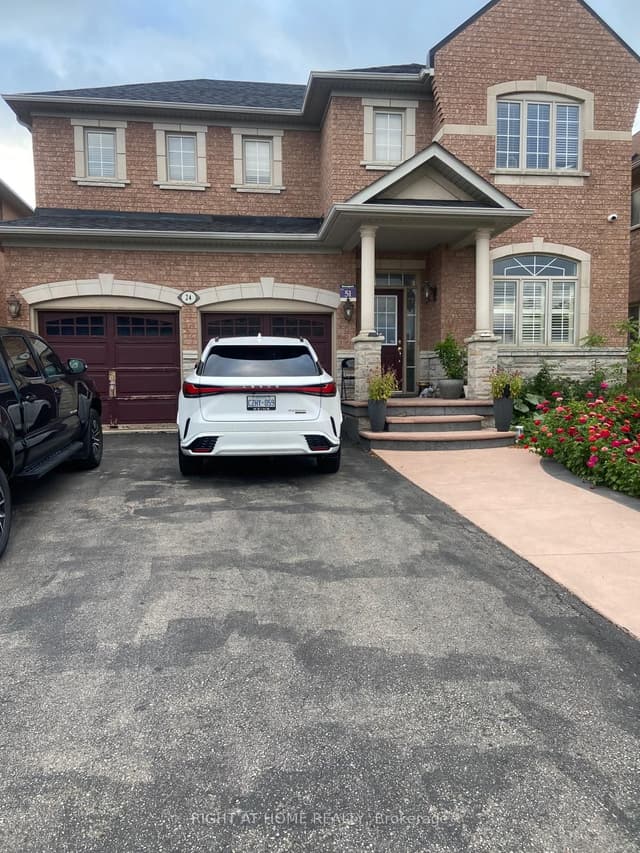 Detached at 24 Amethyst Circle, Brampton, ON L6P 0Z3