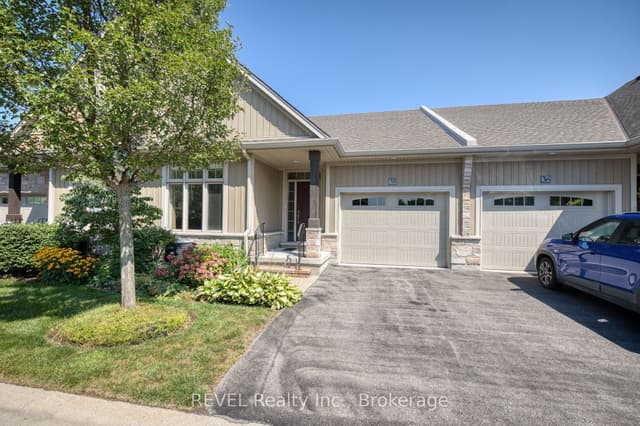 Condo Townhouse at 38 Sandalwood Common, St. Catharines, ON L2M 0B3