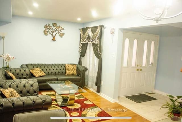 Semi-Detached at 30 Secord Crescent, Brampton, ON L6X 4Z3