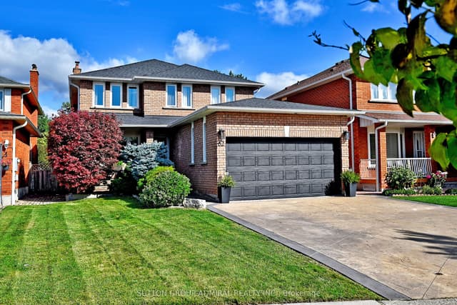 Detached at 62 Castlehill Road, Vaughan, ON L6A 1N8