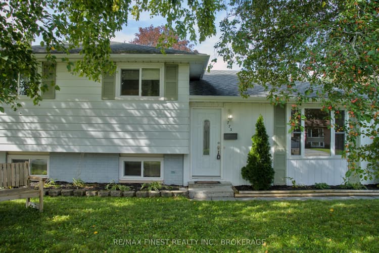 773 Clark Crescent