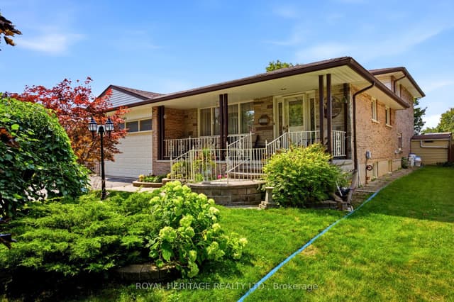 Detached at 394 Amstel Court, Oshawa, ON L1G 2J8