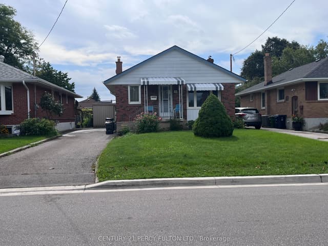 Detached at 41 Pachino Boulevard, Toronto, ON M1R 4J6, Toronto E04