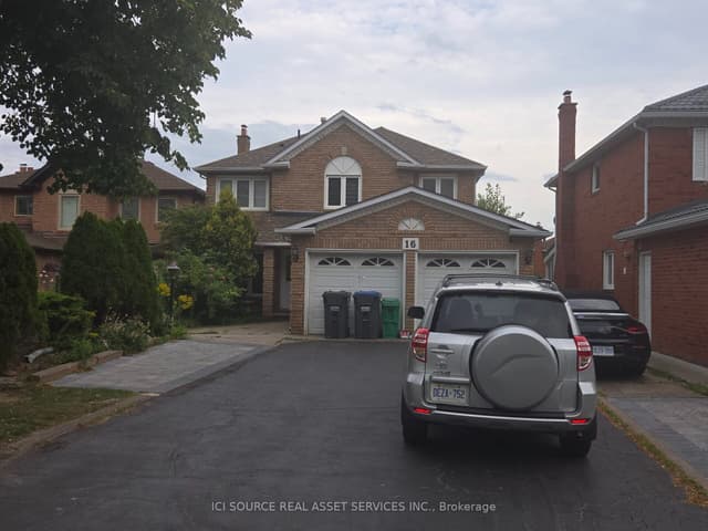 Detached at 16 Brownridge Court Main Fl, Brampton, ON L6W 4L5