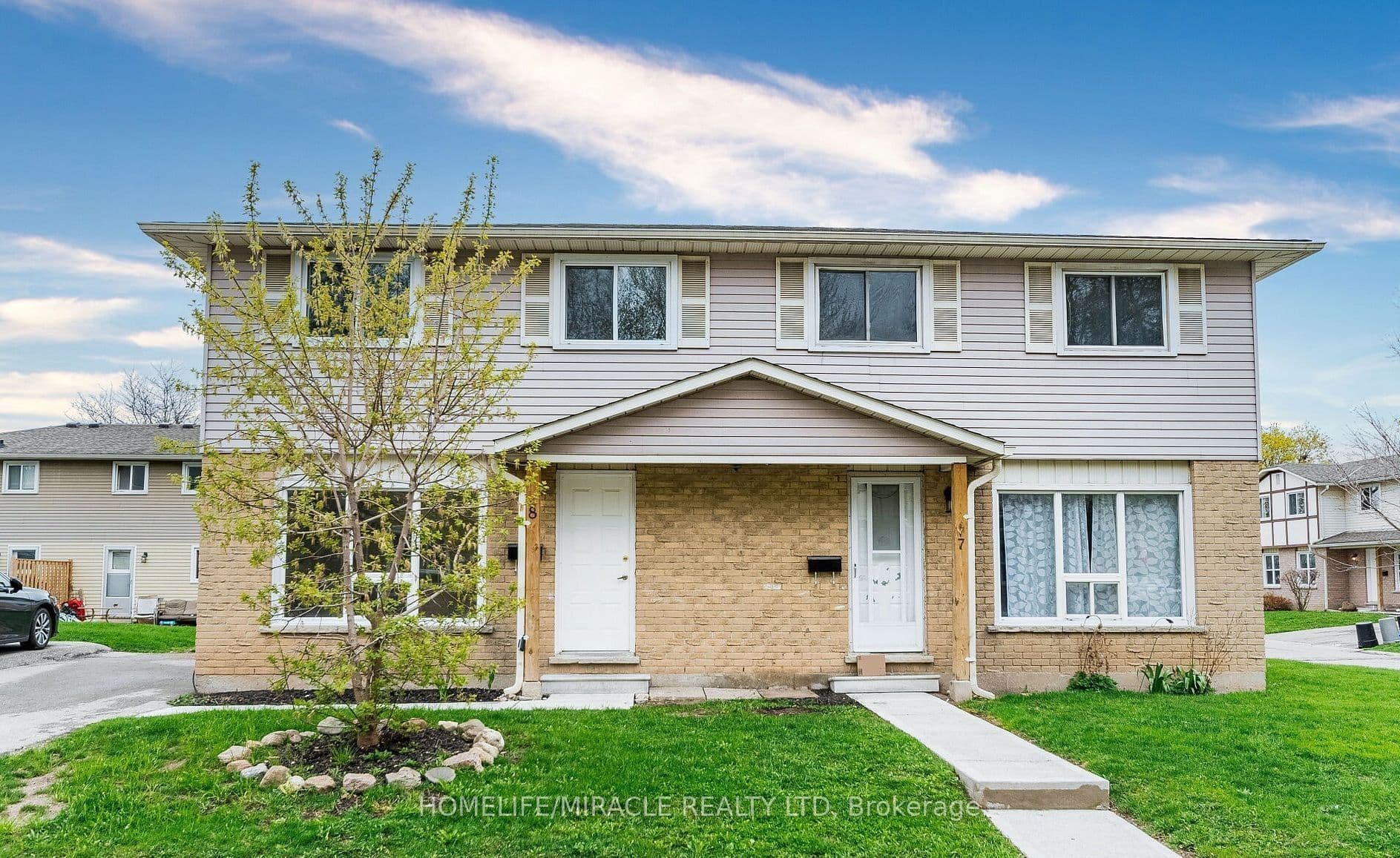 Suite 8, Unit 8 · 20 Mayfield Ave