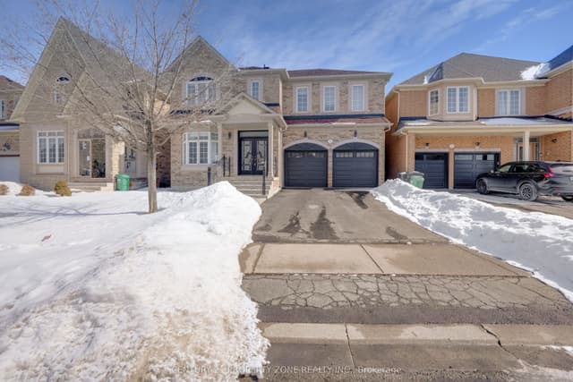 Detached at 3 Freshspring Drive, Brampton, ON L6R 3H6