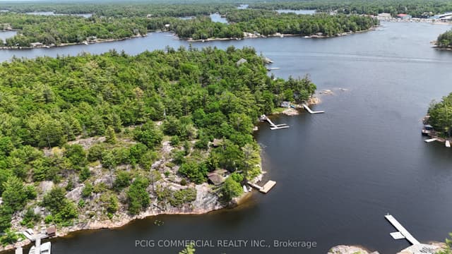 Detached at 1518 Island 1040, Georgian Bay, ON P0E 1E0