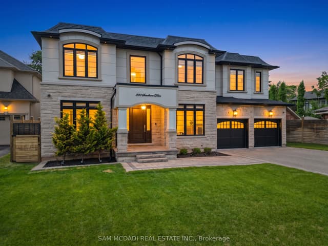 Detached at 390 Sandhurst Drive, Oakville, ON L6L 4L3