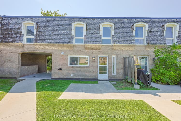 1400 Winding Trail