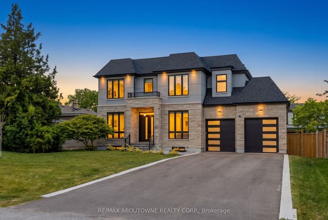 Detached at 455 Samford Place, Oakville, ON L6L 4E7