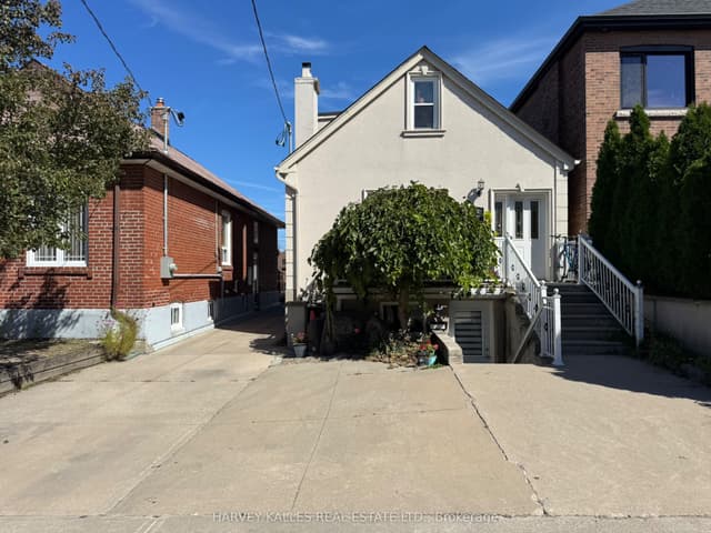 Detached at 313 Glenholme Avenue, Toronto, ON M6E 3E2, Toronto C03