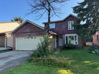 Detached at 7246 Ridgeland Crescent, Mississauga, ON L5N 1Y9