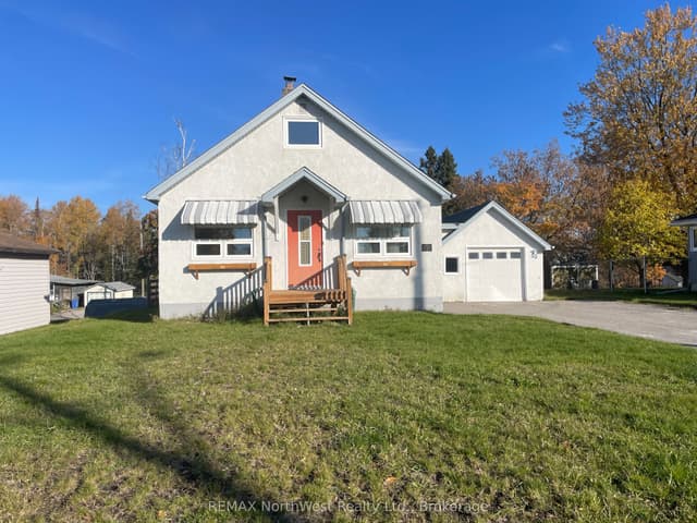 Detached at 53 Davis Street, Dryden, ON P8N 1R7