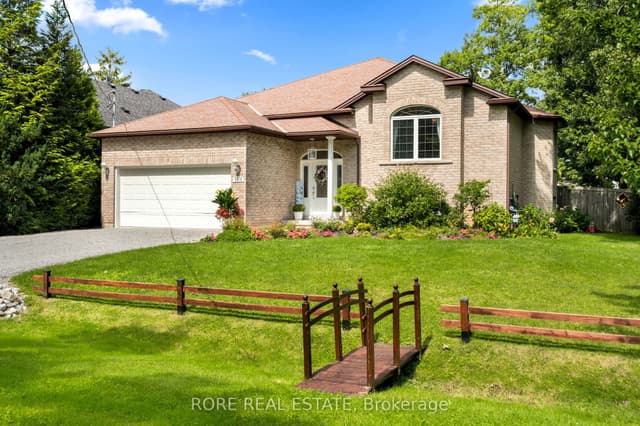 Detached at 3216 Grove Avenue, Fort Erie, ON L0S 1N0