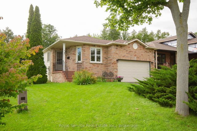 Detached at 747 Greer Crescent, Cobourg, ON K9A 5N7
