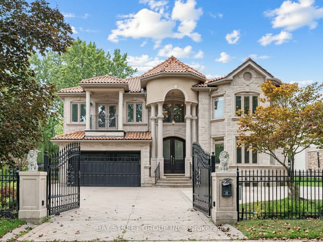 Detached at 2334 Hammond Road, Mississauga, ON L5K 1T2