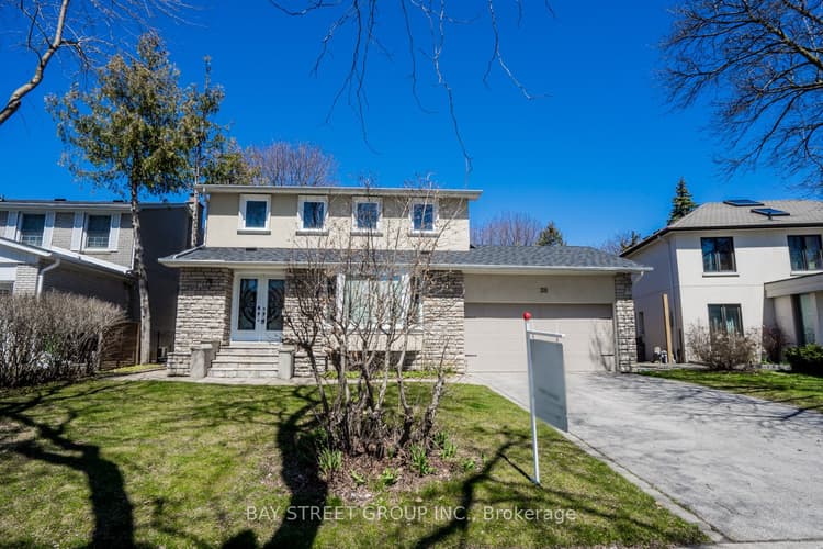 38 Foursome Crescent