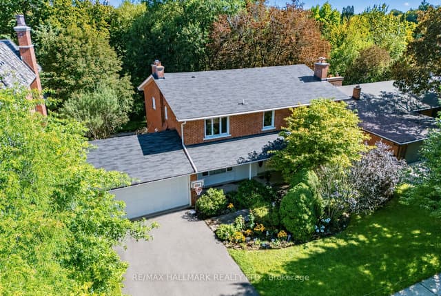Detached at 30 Medalist Road, Toronto, ON M2P 1Y5, Toronto C12