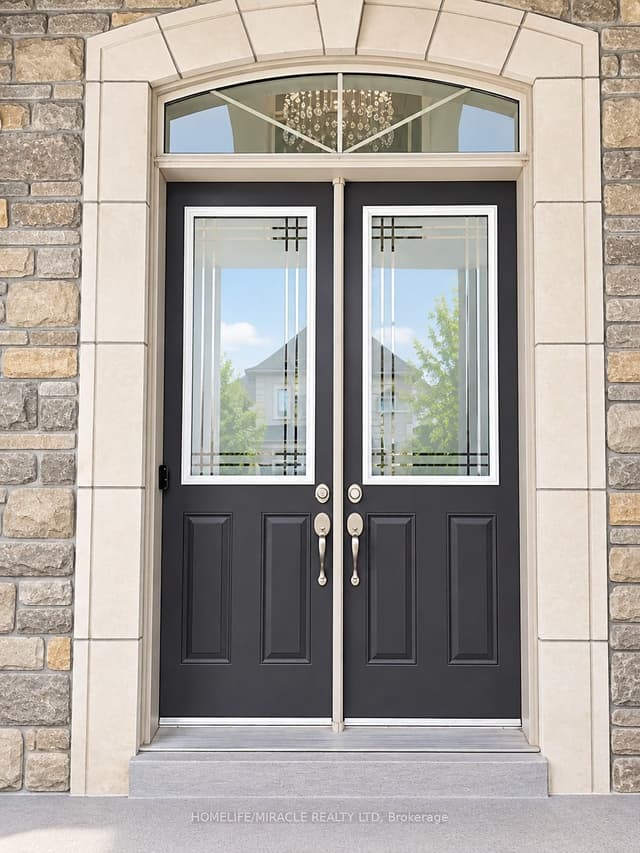 Detached at 11 Hertonia Street, Brampton, ON L6P 4E6