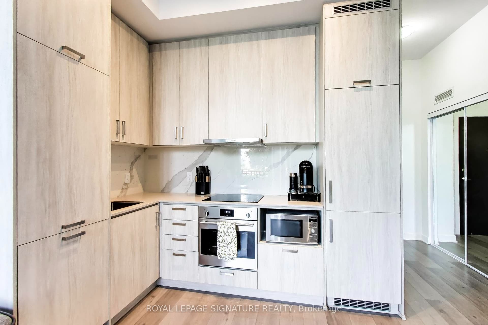 Suite 105 · Floor 1, Unit 105 · 60 Honeycrisp Cres