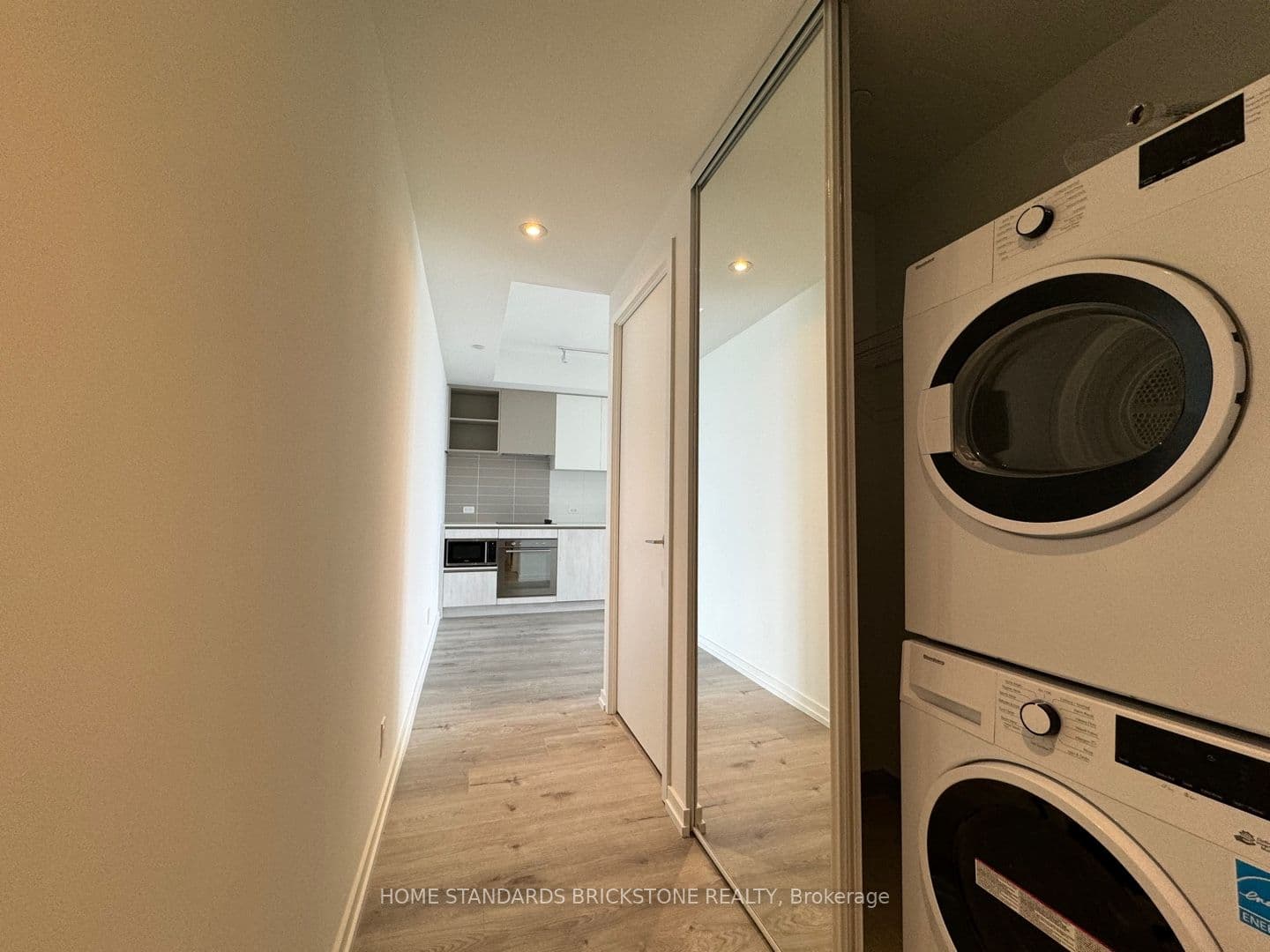 Suite 5501 · Floor 55, Unit 5501 · 7890 Jane St