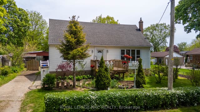 Detached at 6010 Carlton Avenue, Niagara Falls, ON L2G 5J5