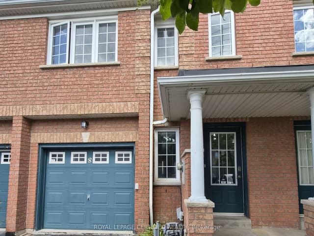 Att/Row/Townhouse at 8 James Street, Mississauga, ON L5M 1R5