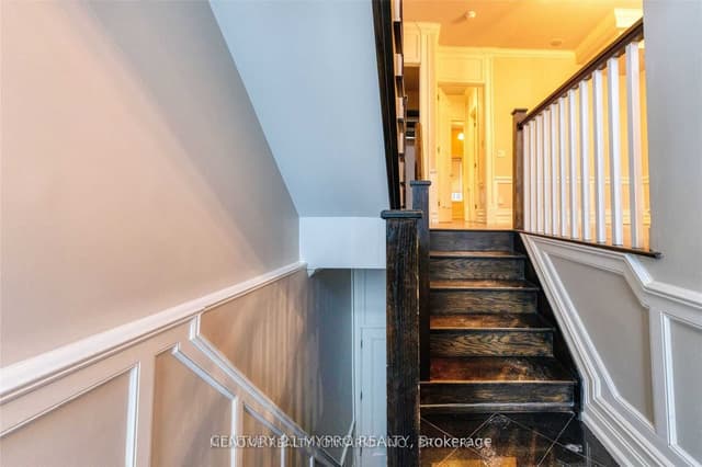 Condo Townhouse at 280 Spadina Road, Toronto, ON M5R 2V4, Toronto C02