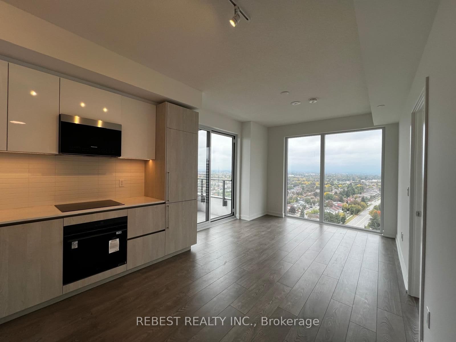 Suite 1704 · Floor 17, Unit 1704 · 209 Steeles Ave W