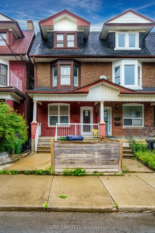 Investment at 1039 Bathurst Street, Toronto, ON M5R 3G8, Toronto C02