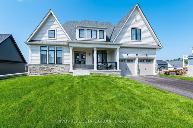 Detached at 10 Herbert Avenue, Oro-Medonte, ON L0L 2L0