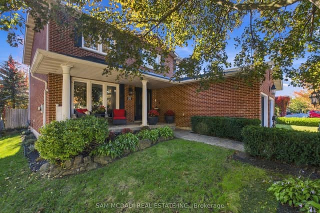 Detached at 1138 Vanier Drive, Mississauga, ON L5H 3X1