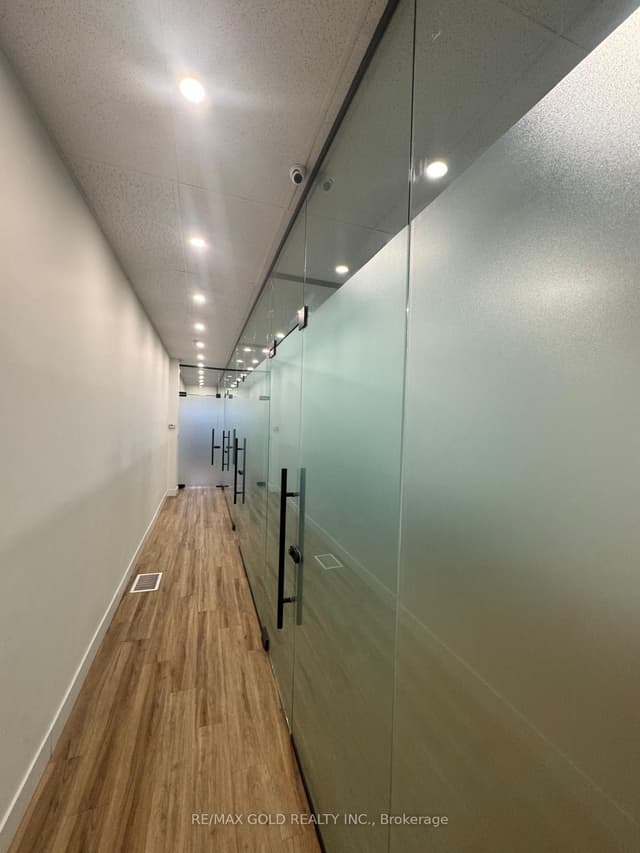 Office at 136 Guelph Street 2, Halton Hills, ON L7G 4A1