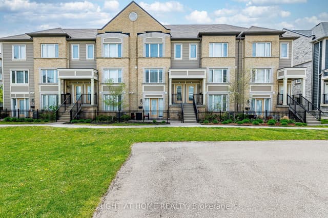 Condo Townhouse at 5650 Winston Churchill Boulevard W 73, Mississauga, ON L5M 0L7