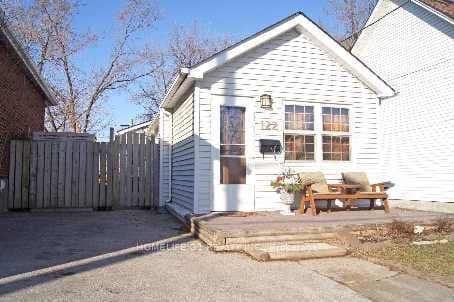 Detached at 122 Harding Boulevard, Toronto, ON M1N 3E2, Toronto E06