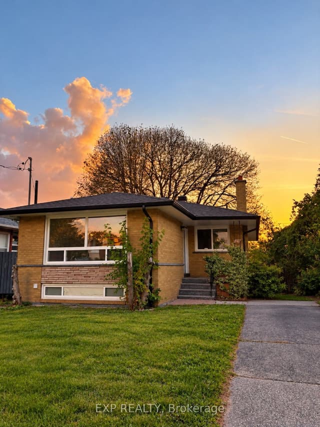 Detached at 24 Cora Crescent, Toronto, ON M1P 4M4, Toronto E09