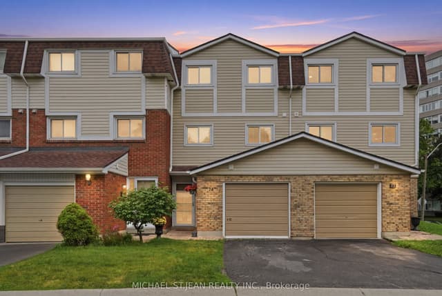 Condo Townhouse at 11 Harrisford Street 78, Hamilton, ON L8K 6L7