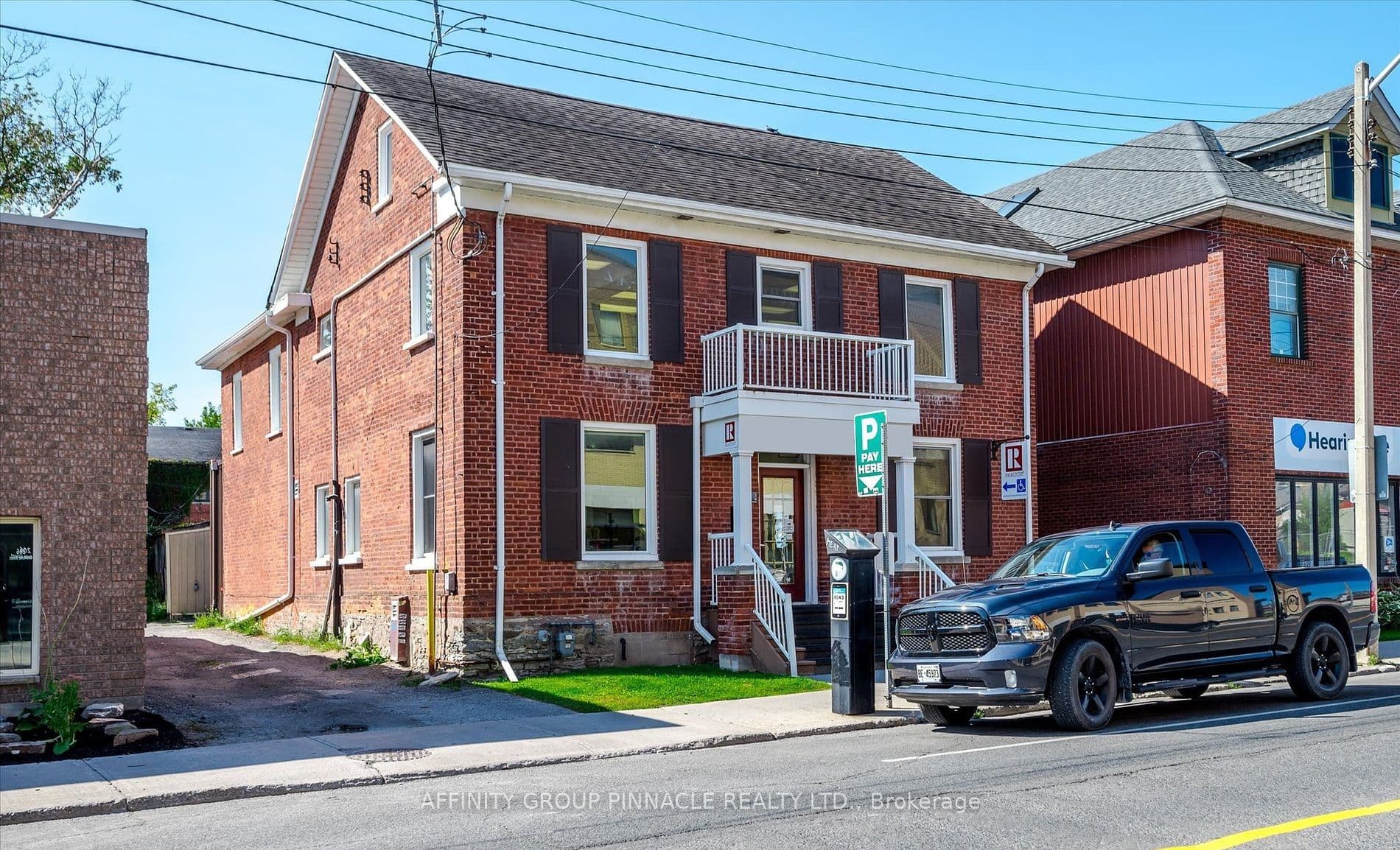 Unit 1, Unit 1 · 273 Charlotte St