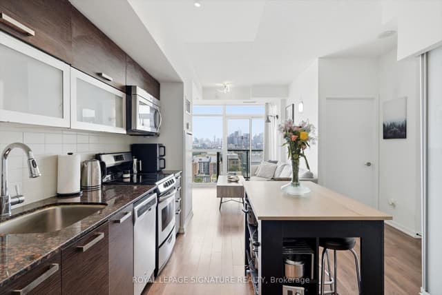 Condo Apartment at 68 Abell Street Ph02, Toronto, ON M6J 0A2, Toronto C01