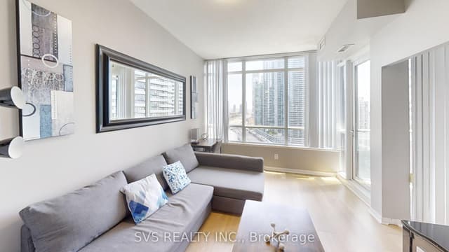 Condo Apartment at 55 Bremner Boulevard 1705, Toronto, ON M5J 0A6, Toronto C01