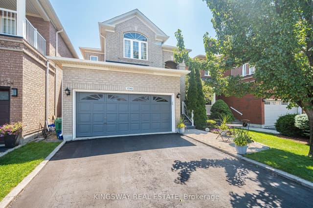 Detached at 3598 Fountain Park Avenue, Mississauga, ON L5M 7G1