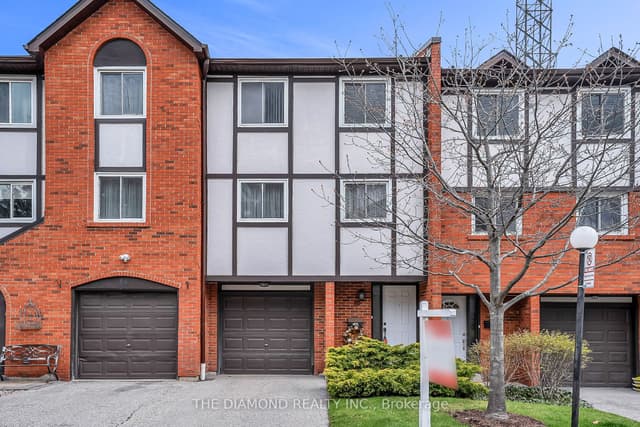 Condo Townhouse at 1755 Rathburn Road E 82, Mississauga, ON L4W 2M8