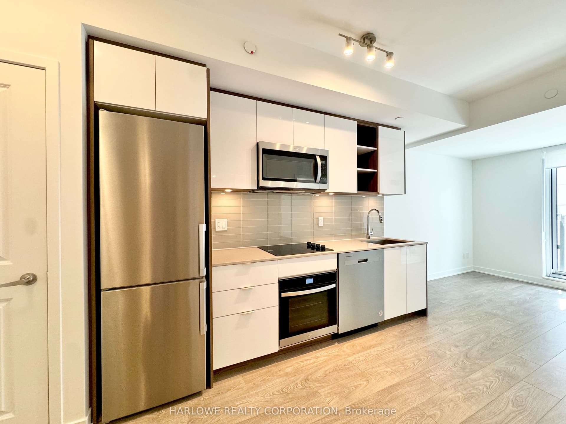 Suite 1227 · Floor 12, Unit 1227 · 543 Richmond St W