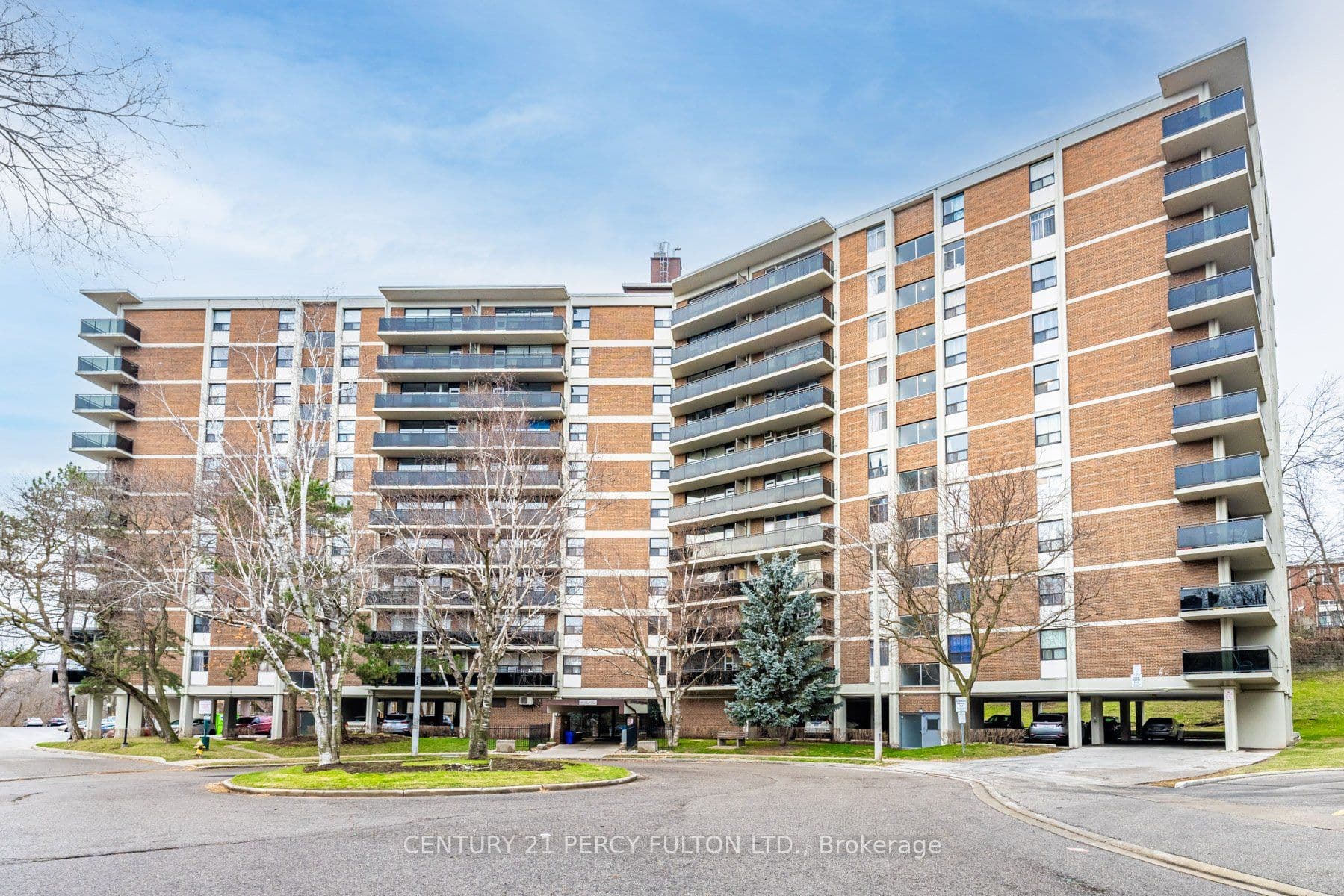 8 Park Vista Drive in M4B