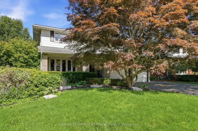 Detached at 44 San Paulo Drive, Hamilton, ON L9C 5L2