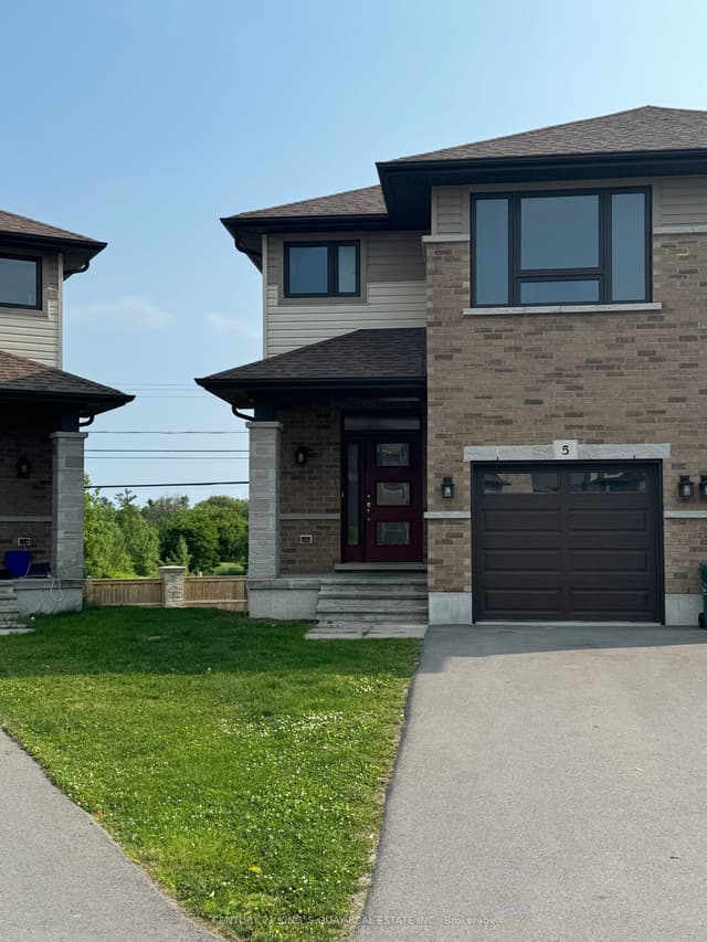 Semi-Detached at 5 Ledgerock Court, Quinte West, ON K8R 0A1