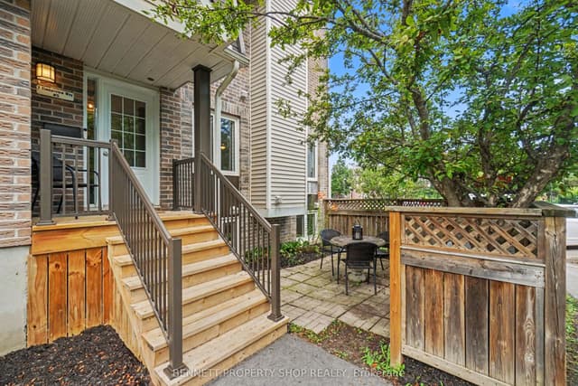 Condo Apartment at 7 Timberview Way 5, Bells Corners and South to Fallowfield, ON K2H 9M5