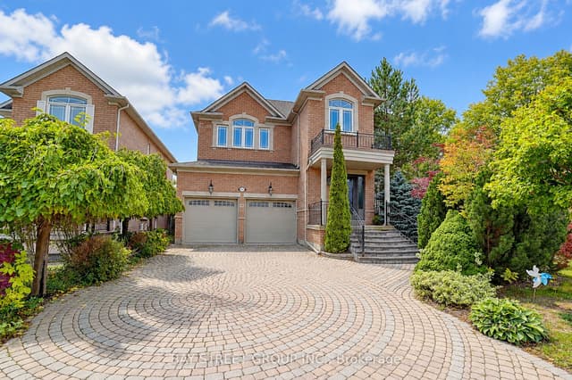 Detached at 207 Farmstead Road, Richmond Hill, ON L4S 2J6