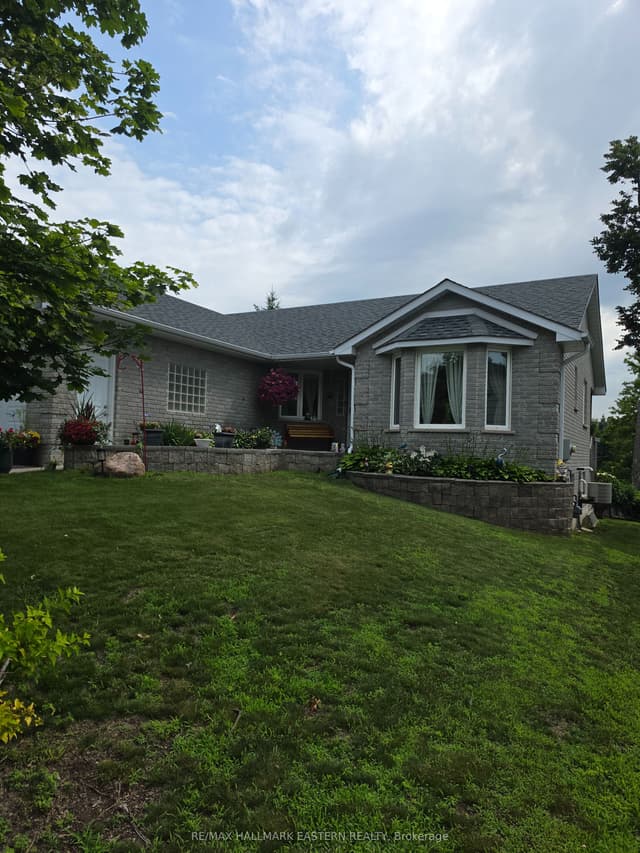 Detached at 990 Silverdale Road, Peterborough, ON K9J 7W6